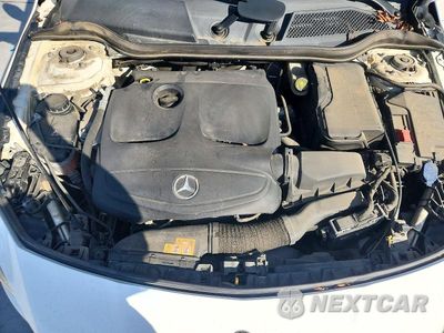 Zdjęcie 11 z 12 samochodu: 2018 MERCEDES-BENZ CLA 250 VIN:WDDSJ4EB0JN693279 - miniatura
