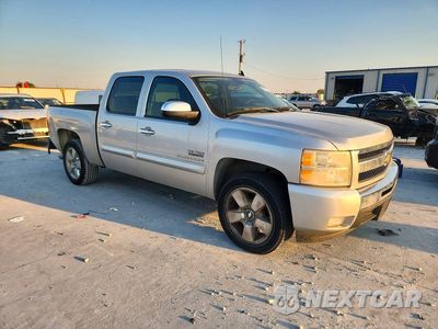 Czwarte zdjęcie samochodu z boku: 2010 CHEVROLET SILVERADO C1500 LT VIN:3GCRCSE00AG289185 - miniatura