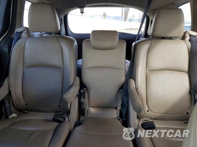 Zdjęcie 10 z 14 samochodu: 2018 HONDA ODYSSEY EXL VIN:5FNRL6H73JB021818 - miniatura