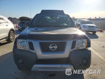 Piąte zdjęcie samochodu w środku: 2011 NISSAN XTERRA X VIN:5N1AN0NU4BC518188 - miniatura