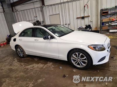 Czwarte zdjęcie samochodu z boku: 2017 MERCEDES-BENZ C 300 4MATIC VIN:55SWF4KB6HU183270 - miniatura