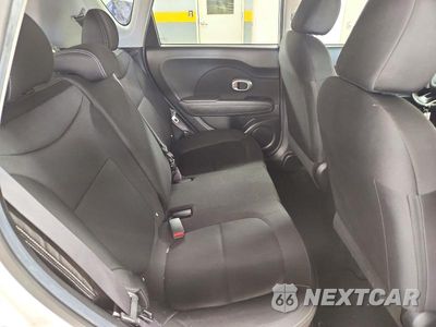 Zdjęcie 10 z 12 samochodu: 2016 KIA SOUL BASE VIN:KNDJN2A24G7386022 - miniatura