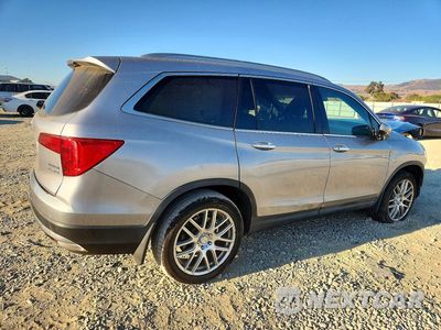 Trzecie zdjęcie samochodu z tyłu: 2017 HONDA PILOT TOURING VIN:5FNYF6H92HB025129 - miniatura