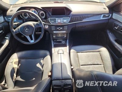 Zdjęcie 8 z 12 samochodu: 2016 MERCEDES-BENZ E 350 VIN:WDDHF5KB5GB232952 - miniatura