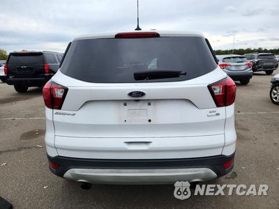 Zdjęcie 6 z 13 samochodu: 2019 FORD ESCAPE SE VIN:1FMCU9GD9KUB91438 - miniatura