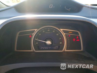 Zdjęcie 9 z 12 samochodu: 2010 HONDA CIVIC LX VIN:2HGFA1F52AH544384 - miniatura