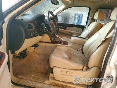 Zdjęcie 7 z 13 samochodu: 2008 CHEVROLET SUBURBAN K1500 LS VIN:1GNFK16368R225453 - miniatura