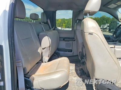 Zdjęcie 10 z 12 samochodu: 2019 FORD F350 SUPER DUTY VIN:1FT8X3BTXKEE67312 - miniatura