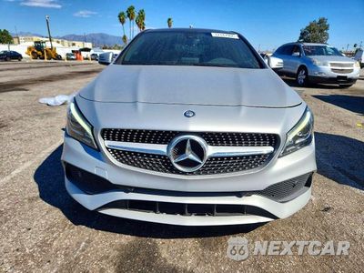 Piąte zdjęcie samochodu w środku: 2017 MERCEDES-BENZ CLA 250 VIN:WDDSJ4EB9HN470779 - miniatura