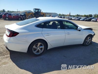 Trzecie zdjęcie samochodu z tyłu: 2021 HYUNDAI SONATA SE VIN:5NPEG4JA7MH116904 - miniatura