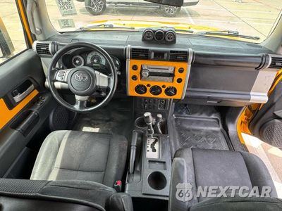 Zdjęcie 9 z 10 samochodu: 2007 TOYOTA FJ CRUISER BASE VIN:JTEBU11FX70045071 - miniatura