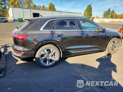 Trzecie zdjęcie samochodu z tyłu: 2023 AUDI E-TRON PREMIUM PLUS VIN:WA1LAAGE9PB008429 - miniatura