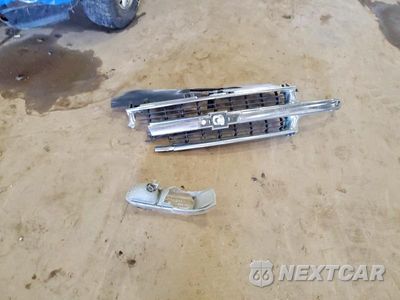 Zdjęcie 13 z 14 samochodu: 2003 CHEVROLET TAHOE K1500 VIN:1GNEK13Z33J288327 - miniatura