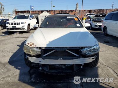 Piąte zdjęcie samochodu w środku: 2018 BMW 340 I VIN:WBA8B3G51JNV01013 - miniatura