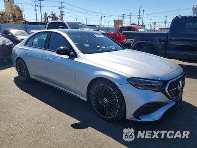 Czwarte zdjęcie samochodu z boku: 2024 MERCEDES-BENZ E 350 4MATIC VIN:W1KLF4HB5RA059017 - miniatura