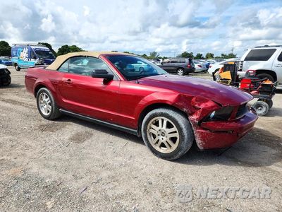 Czwarte zdjęcie samochodu z boku: 2007 FORD MUSTANG VIN:1ZVHT84N675207470 - miniatura