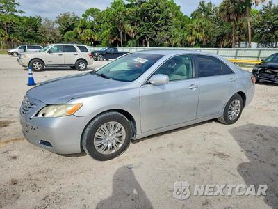 2007 TOYOTA CAMRY LE 4T1BE46K67U061989 - główne zdjęcie licytacji z USA - miniatura