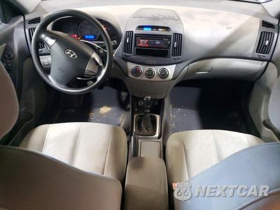 Zdjęcie 8 z 12 samochodu: 2010 HYUNDAI ELANTRA BLUE VIN:KMHDU4AD7AU951624 - miniatura