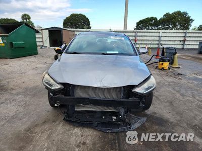 Piąte zdjęcie samochodu w środku: 2018 HYUNDAI ELANTRA SE VIN:KMHD74LF9JU477813 - miniatura