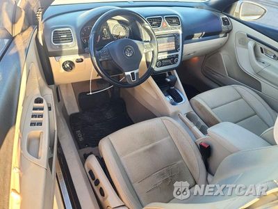 Zdjęcie 8 z 12 samochodu: 2010 VOLKSWAGEN EOS TURBO VIN:WVWBA7AH4AV025345 - miniatura