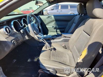 Zdjęcie 7 z 12 samochodu: 2005 FORD MUSTANG VIN:1ZVFT80NX55225528 - miniatura
