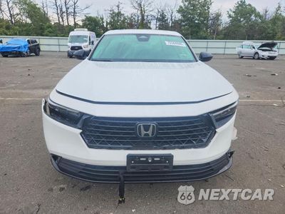 Piąte zdjęcie samochodu w środku: 2023 HONDA ACCORD HYBRID SPORT-L VIN:1HGCY2F77PA018877 - miniatura