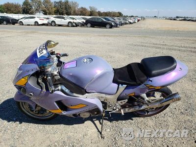 Trzecie zdjęcie samochodu z tyłu: 2000 SUZUKI GSX1300 R VIN:JS1GW71A1Y2101376 - miniatura