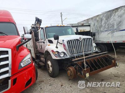 Czwarte zdjęcie samochodu z boku: 2014 INTERNATIONAL 7400 RAILROAD SERVICE TRUCK VIN:1HTWGAAR3EH765305 - miniatura