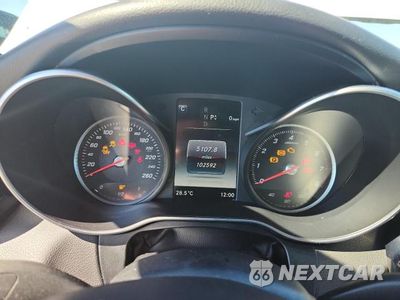 Zdjęcie 9 z 12 samochodu: 2017 MERCEDES-BENZ C 300 4MATIC VIN:55SWF4KB4HU212958 - miniatura