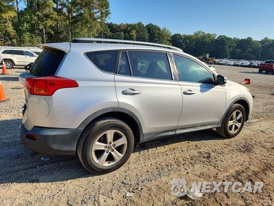Trzecie zdjęcie samochodu z tyłu: 2015 TOYOTA RAV4 XLE VIN:2T3WFREV1FW185911 - miniatura