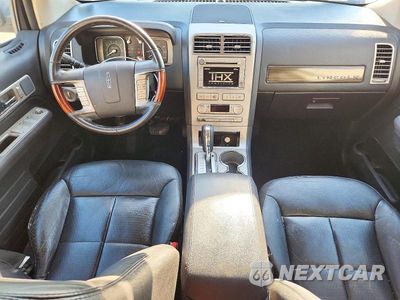 Zdjęcie 8 z 13 samochodu: 2007 LINCOLN MKX VIN:2LMDU68C37BJ37711 - miniatura