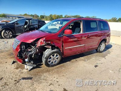 2010 CHRYSLER TOWN & COUNTRY TOURING PLUS 2A4RR8DX3AR387390 - główne zdjęcie licytacji z USA - miniatura