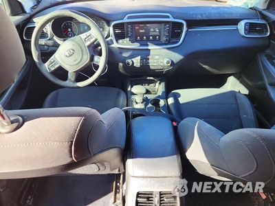 Zdjęcie 8 z 14 samochodu: 2019 KIA SORENTO LX VIN:5XYPGDA30KG571365 - miniatura