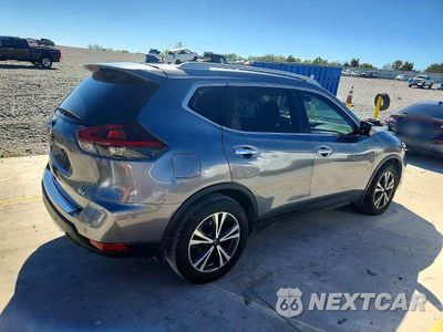 Trzecie zdjęcie samochodu z tyłu: 2019 NISSAN ROGUE SV VIN:5N1AT2MT3KC737704 - miniatura