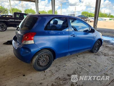 Trzecie zdjęcie samochodu z tyłu: 2011 TOYOTA YARIS BASE VIN:JTDJT4K31B5330195 - miniatura