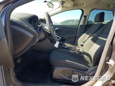 Zdjęcie 7 z 12 samochodu: 2016 FORD FOCUS SE VIN:1FADP3F27GL263169 - miniatura