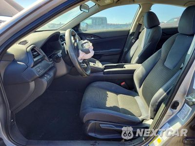Zdjęcie 7 z 12 samochodu: 2019 HONDA INSIGHT LX VIN:19XZE4F11KE008652 - miniatura