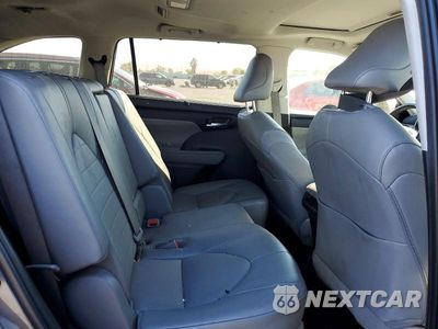 Zdjęcie 11 z 13 samochodu: 2022 TOYOTA HIGHLANDER HYBRID XLE VIN:5TDHBRCH8NS551364 - miniatura