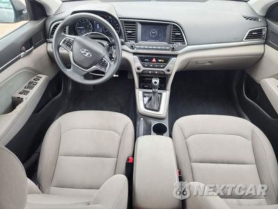 Zdjęcie 8 z 12 samochodu: 2018 HYUNDAI ELANTRA SEL VIN:KMHD84LF6JU585657 - miniatura