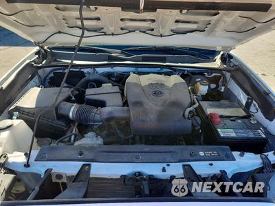 Zdjęcie 11 z 12 samochodu: 2017 TOYOTA TACOMA TRD SPORT VIN:3TMDZ5BN8HM017859 - miniatura