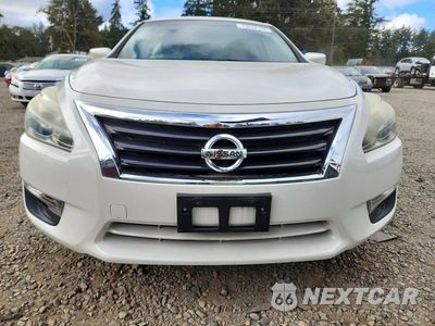 Piąte zdjęcie samochodu w środku: 2015 NISSAN ALTIMA 2.5 S VIN:1N4AL3AP8FN309029 - miniatura