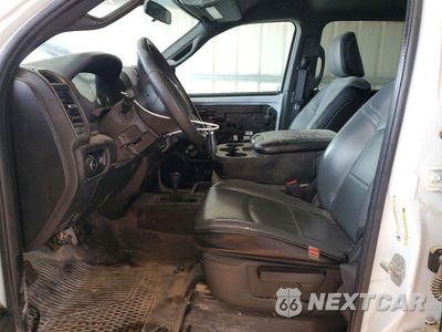 Zdjęcie 7 z 12 samochodu: 2023 RAM 2500 TRADESMAN VIN:3C6UR5HJ7PG634260 - miniatura