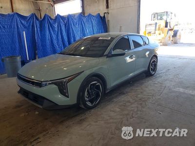 2025 KIA K4 EX 3KPFU4DE2SE128827 - główne zdjęcie licytacji z USA - miniatura