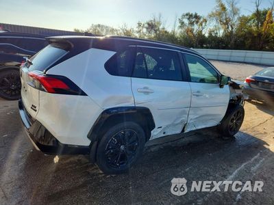 Trzecie zdjęcie samochodu z tyłu: 2024 TOYOTA RAV4 XSE VIN:4T3E6RFV0RU168905 - miniatura