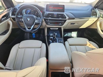 Zdjęcie 8 z 13 samochodu: 2019 BMW X3 SDRIVE30I VIN:5UXTR7C50KLF36775 - miniatura