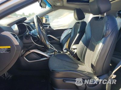 Zdjęcie 7 z 12 samochodu: 2015 HYUNDAI VELOSTER BASE VIN:KMHTC6AD5FU232115 - miniatura