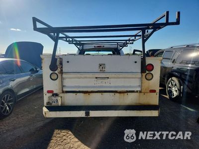 Zdjęcie 6 z 12 samochodu: 2003 CHEVROLET SILVERADO K2500 HEAVY DUTY VIN:1GBHK29U53E268505 - miniatura