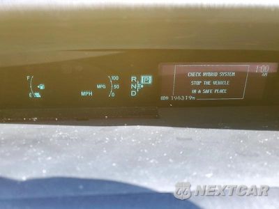 Zdjęcie 9 z 13 samochodu: 2013 TOYOTA PRIUS TWO VIN:JTDKN3DU7D5541810 - miniatura