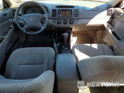 Zdjęcie 8 z 12 samochodu: 2003 TOYOTA CAMRY LE VIN:4T1BE30K13U167375 - miniatura