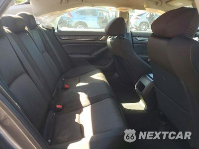 Zdjęcie 10 z 12 samochodu: 2018 HONDA ACCORD LX VIN:1HGCV1F17JA032610 - miniatura